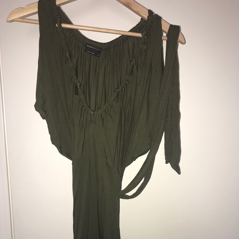 BCBG top